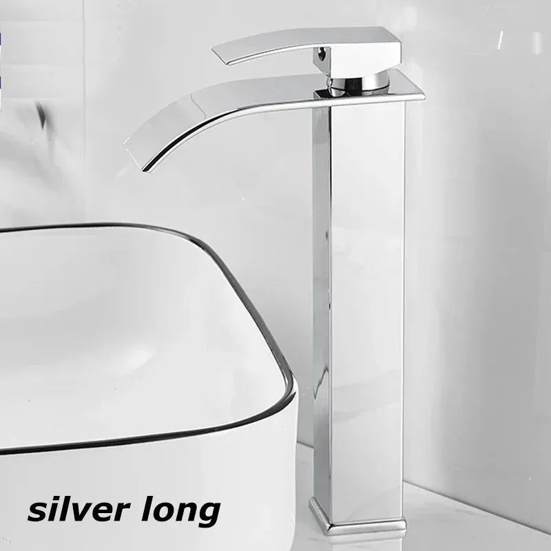 Moderne Waterval Wastafelkraan – Verkrijgbaar in Zwart en Zilver, Kort en Lang Model
