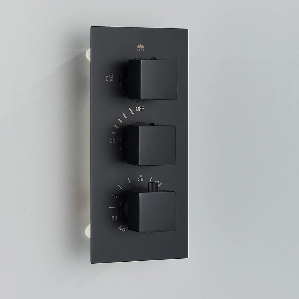 Luxe wanddouche met regendouche en watervalfunctie