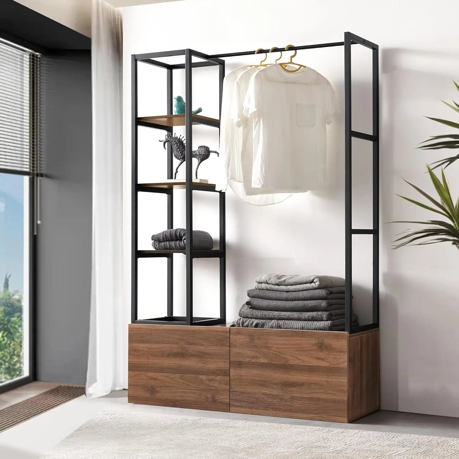 Industriële open kledingkast met opberglades